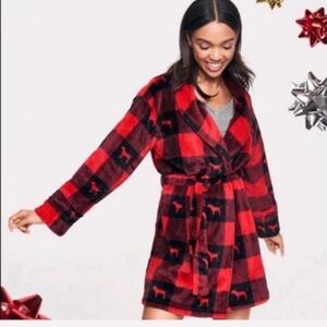 VICTORIA'S SECRET PINK Red Buffalo Plaid Dog Logo Plush Bath Robe Size M/L